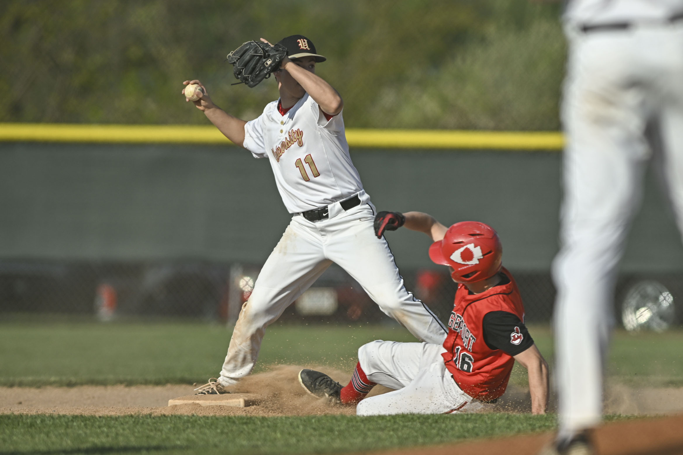 Hawks top Indians 10-8, sweep regular season series